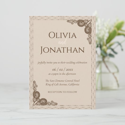 Elegant Classy Beige huwelijksuitnodiging Kaart (Staand voorkant)