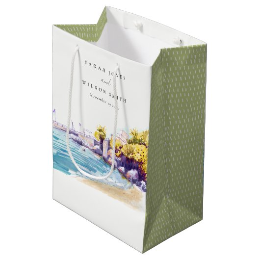 Elegant Coastal Sand Beach Rocky Seascape Wedding Medium Cadeauzakje (Voorkant Gekanteld)