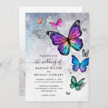 Elegant Colorful Butterfly Weduwuitnodiging Kaart<br><div class="desc">Creëer Uw eigen elegante Rainbow Butterfly bruiloft uitnodigingen met behulp van een kleurrijke, eenvoudige doe-het-zelf sjabloon die zowel glanzend zilver als gouden accentkaartopties heeft. De levendige regenbooginktontwerper, met de hand geschilderd door Raphaela Wilson, belicht een heldere, mooie waterverf van zilveren en regenboogmonarchvlinders. Veelkleurige tinten worden doorheen gemengd voor een prachtige...</div>