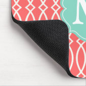 Elegant Coral Modern Trellis Personalized Muismat (Hoek)