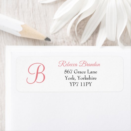 Elegant Coral Monogram Weddenschap Etiket (Insitu)