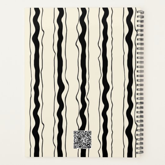 Elegant Cream and Black Stripes Heart Custom Name Planner (Achterkant)