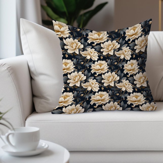 Elegant Cream Floral Blauwgroen Zwart Kussen (Cream-colored floral on black decorator pillow)
