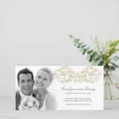 Elegant Cream Floral Flourish Wedding Notice Aankondiging (Staand voorkant)