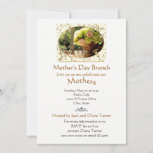 Elegant Cream Rozen Moederdag Brunch Uitnodiging