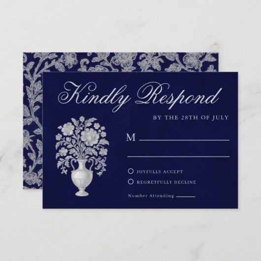 Elegant Crest Monogram Navy Heritage Wedding RSVP Kaartje (Voorkant / Achterkant)