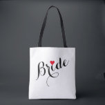 Elegant Custom Bride Vrijgezellenfeest Wedding Par Tote Bag<br><div class="desc">Prachtige, elegante zwarte tekst op wit typografische script, rood hart, stijlvol, trendy, aangepast, gepersonaliseerd, canvas tas voor de bruid voor vrijgezellenfeest, bachelorette party, bruiloft. Aan de andere kant, kenmerkt de zak de naam van de bruid in mooi, elegant roze typografiemanuscript. Typ gewoon de naam van de bruid om deze aan...</div>