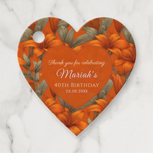 Elegant Custom Lilies Floral Birthday Present Bedankjes Labels (Voorkant)