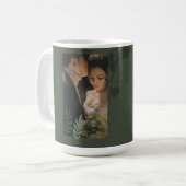 Elegant customizable olive green wedding  koffiemok (Voorkant links)