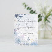 Elegant Cute Waterverf Dusty Blue Floral Wedding Uitnodiging Briefkaart (Staand voorkant)