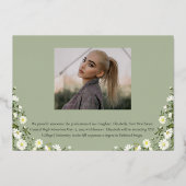 Elegant Daisies 3 Foto Afstuderen Afstuderen Sage Folie Uitnodiging (Achterkant)