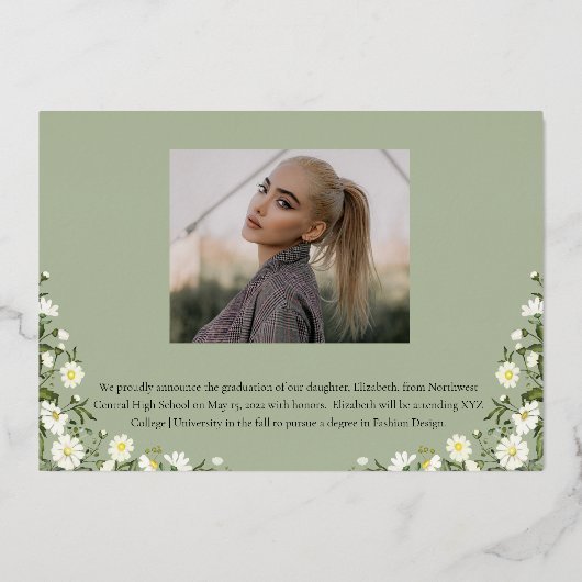 Elegant Daisies 3 Foto Afstuderen Afstuderen Sage Folie Uitnodiging (Achterkant)