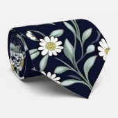 Elegant Daisy Bloempatroon op Donkere Achtergrond Stropdas (Opgerold)