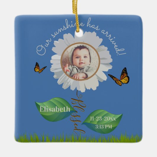 Elegant Daisy Blue Floral Cute Baby Foto & Name Keramisch Ornament (Voorkant)