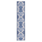 Elegant damast Blauw toile de jouy monogram Korte Tafelloper (Voorkant)
