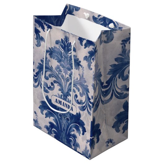 Elegant damast Blauw toile de jouy monogram Medium Cadeauzakje (Voorkant Gekanteld)
