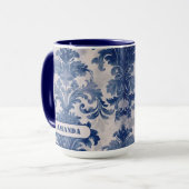 Elegant damast Blauw toile de jouy monogram Mok (Voorkant links)