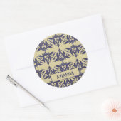 Elegant  damast navy Blauw geel monogram Ronde Sticker (Envelop)