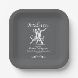 Elegant dansend koppel gezamenlijke verjaardag vie papieren bordje