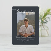 Elegant Dark Blue Graduate Announcement with Photo Kaart (Staand voorkant)