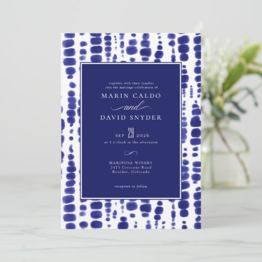 Elegant Dark Blue Shibori Tie Dye Wedding Kaart (Staand voorkant)