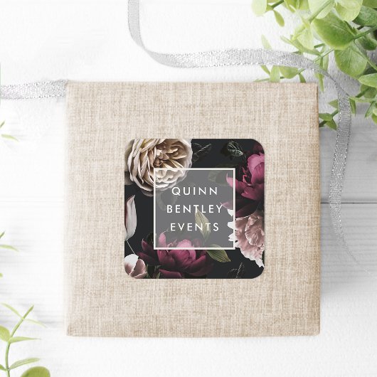 Elegant Dark Floral op maat Vierkante Sticker