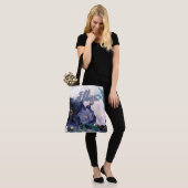 Elegant Dark Floral Tote Bag (Op model)
