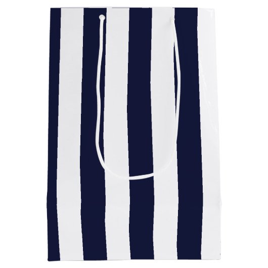 Elegant Dark Navy Blue and White Striped Pattern Medium Cadeauzakje (Achterkant)
