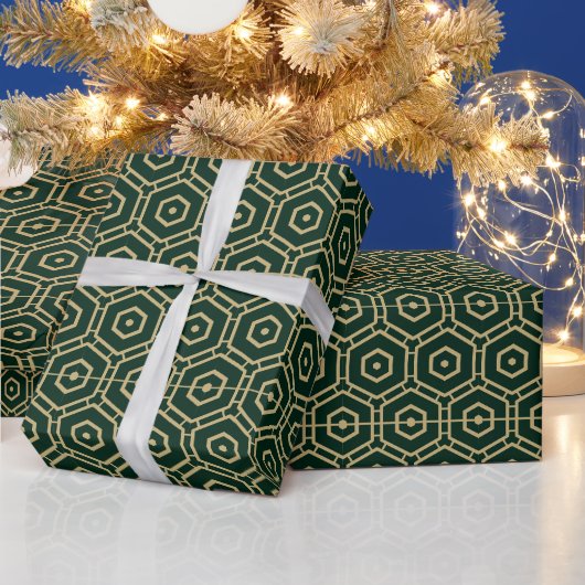 Elegant dark pine green Gold geometrisch patroon Cadeaupapier (Feestdagen)