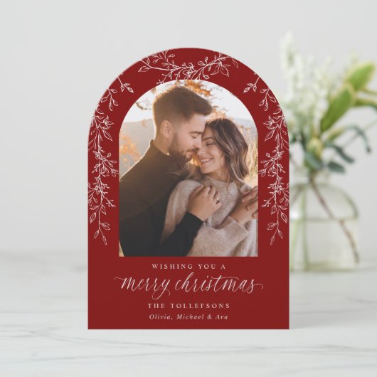 Elegant Dark Red Botanical Arch Photo Christmas Feestdagenkaart (Staand voorkant)