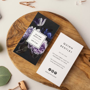 Elegant Dark Violet Floral Bouquet   Verticaal Visitekaartje