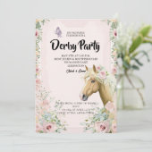 Elegant Derby Party Invitation with Floral Accents Kaart (Staand voorkant)