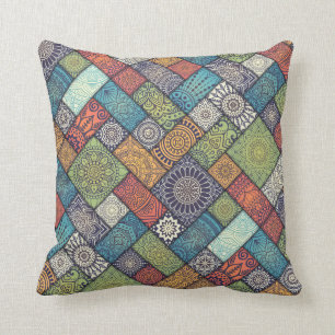 Elegant Diagonal Floral Tiles Sierkussen