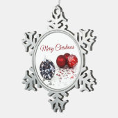 Elegant Diamond and Red Kerstversients Tin Sneeuwvlok Ornament (Rechts)