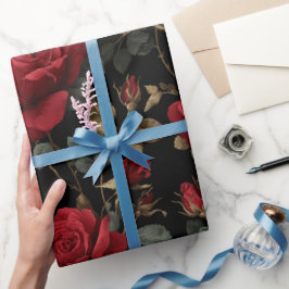 Elegant Dieprode Roos Zwart Bloemmotief Cadeaupapier