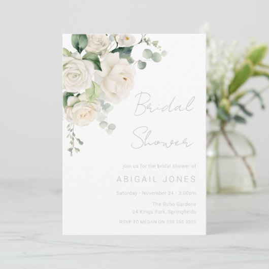 Elegant Divine White Roses & Sage Vrijgezellenfees Kaart (Staand voorkant)