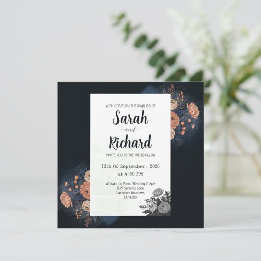 Elegant donkerblauw bloemontwerp met perzik accent kaart (Staand voorkant)