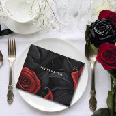 Elegant donkerrood gotisch Roos op Black One Photo All In One Uitnodiging