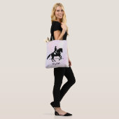 Elegant Dressage Rider op Waterverf achtergrond Tote Bag (Op model)
