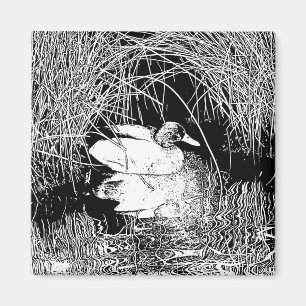 Elegant Duck in Reeds Black en White Natuur Magneet