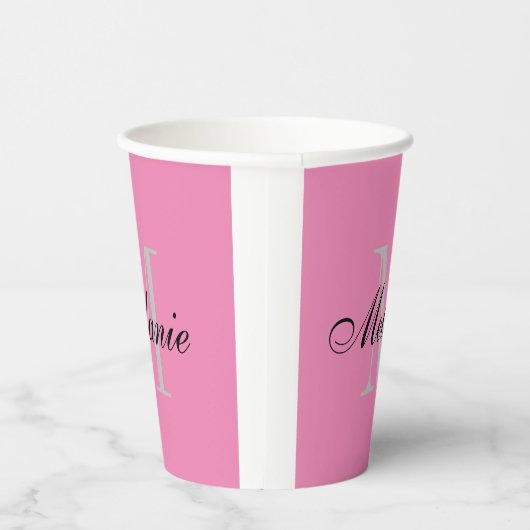 Elegant dull roze naam monogram gepersonaliseerd papieren bekers (Rechts)