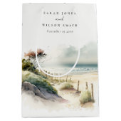Elegant Dusky Coastal Sand Beach Seascape Wedding Medium Cadeauzakje (Voorkant)