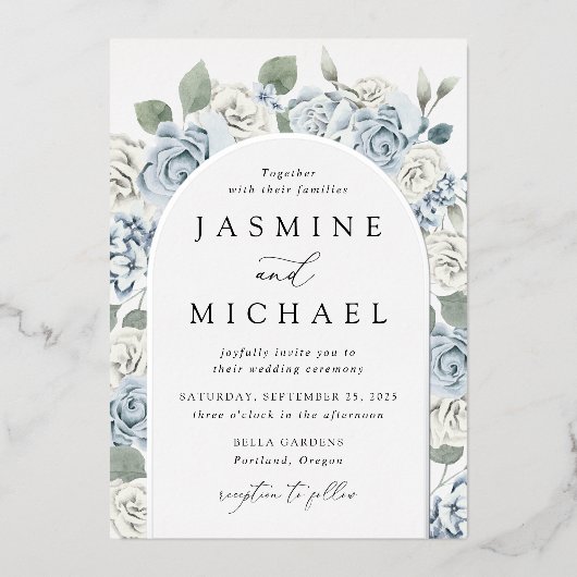 Elegant Dusty Blue Arch Floral Lijst Wedding Folie Uitnodiging (Voorkant)