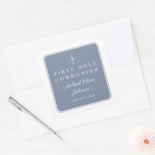 Elegant Dusty Blue Cross Boy First Communion  Vierkante Sticker (Envelop)