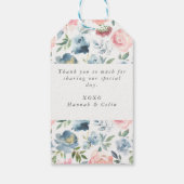 Elegant Dusty Blue en Roos Floral Swag Cadeaulabel (Achterkant)