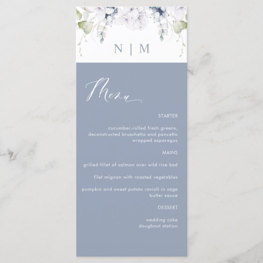 Elegant Dusty Blue en White Floral Wedding Menu (Voorkant)