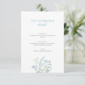 Elegant Dusty blue Floral Calligraphy Wedding Informatiekaartje (Staand voorkant)