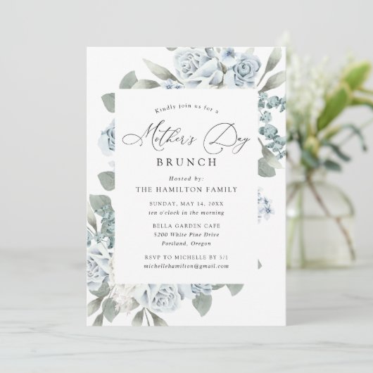 Elegant Dusty Blue Floral Moederdag Brunch Kaart (Staand voorkant)