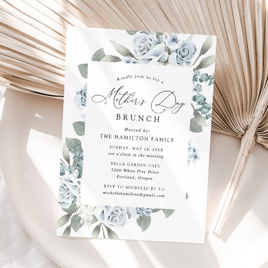 Elegant Dusty Blue Floral Moederdag Brunch Kaart