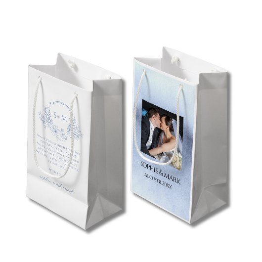 Elegant Dusty Blue Floral Monogram Crest Wedding Klein Cadeauzakje